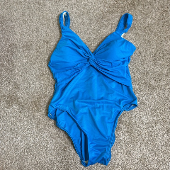 Miraclesuit Other - Miraclesuit Pandora Twisted Top 1 Piece Swimsuit‎ Tummy Control Built in Bra 16